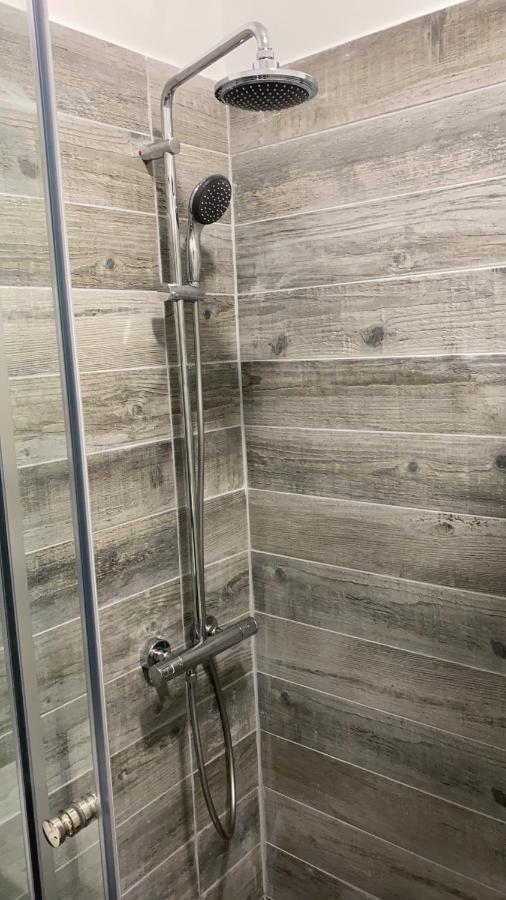 Luxury Seaview Vlora Flat Free Parking Apartman Kültér fotó